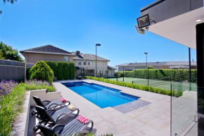 Vue de la Mer - Pool, Spa, Tennis Court, Water Views